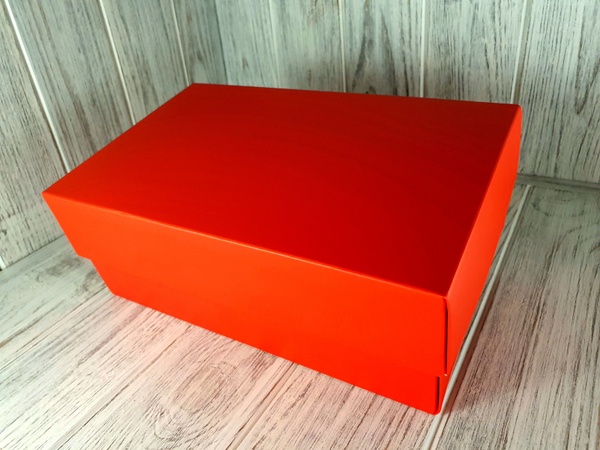 Подарункова коробка (червона) 23*14*9 см 4206-0 фото