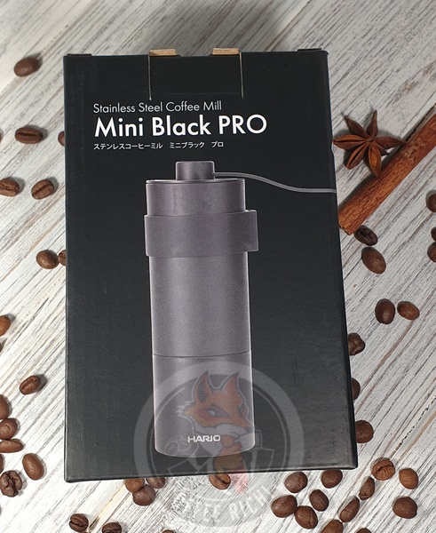 Кофемолка японская Hario Mini Black PRO Ручная кофемолка черная металлические ножи 5020 фото