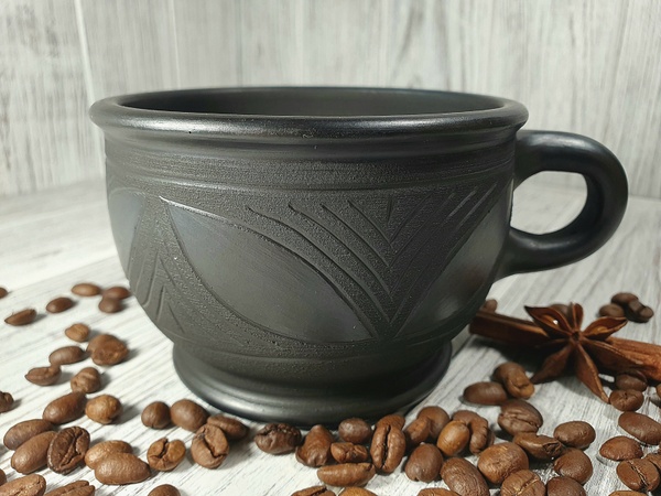 Чашка ручної роботи чорнодимлена глиняна "Листки" 350 мл 3105 фото